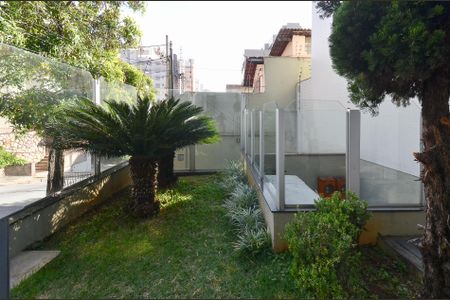 Apartamento à venda com 108m², 2 quartos e 1 vaga Apartamento à venda com 108m², 2 quartos e 1 vagaEntrada