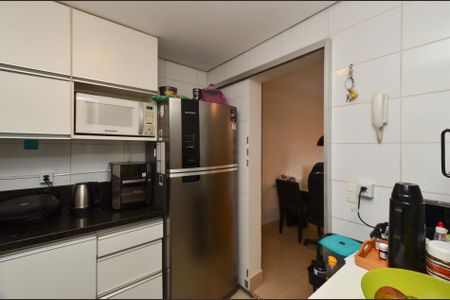 Apartamento à venda com 108m², 2 quartos e 1 vaga Apartamento à venda com 108m², 2 quartos e 1 vagaCozinha