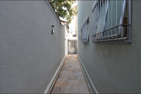 Apartamento à venda com 108m², 2 quartos e 1 vaga Apartamento à venda com 108m², 2 quartos e 1 vagaEntrada