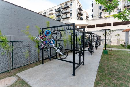 Apartamento à venda com 32m², 2 quartos e sem vaga Apartamento à venda com 32m², 2 quartos e sem vagaÁrea Comum