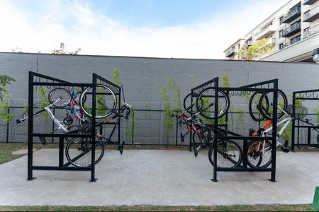 Apartamento à venda com 32m², 2 quartos e sem vaga Apartamento à venda com 32m², 2 quartos e sem vagaÁrea Comum