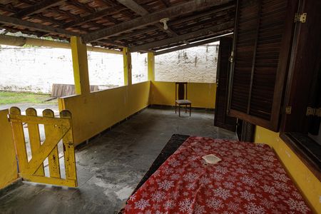Casa para alugar com 49m², 3 quartos e 5 vagas Casa para alugar com 49m², 3 quartos e 5 vagasVaranda