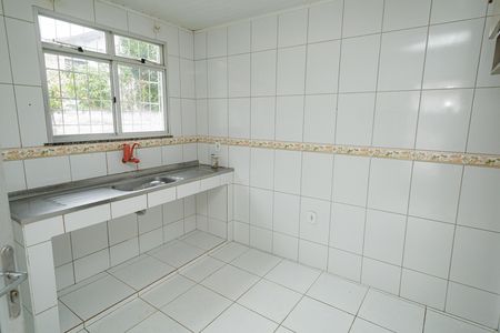 Casa para alugar com 49m², 3 quartos e 5 vagas Casa para alugar com 49m², 3 quartos e 5 vagasCozinha