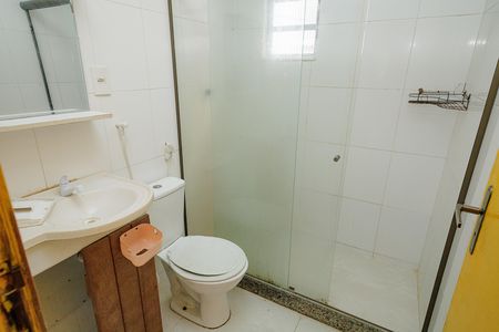 Casa para alugar com 49m², 3 quartos e 5 vagas Casa para alugar com 49m², 3 quartos e 5 vagasBanheiro