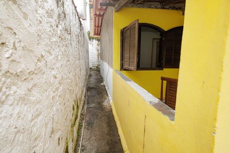Casa para alugar com 49m², 3 quartos e 5 vagas Casa para alugar com 49m², 3 quartos e 5 vagasCorredor