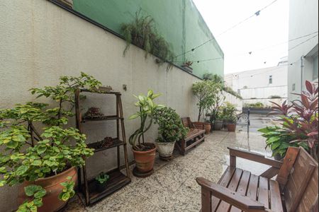 Apartamento à venda com 38m², 1 quarto e 2 vagas Apartamento à venda com 38m², 1 quarto e 2 vagasÁrea comum