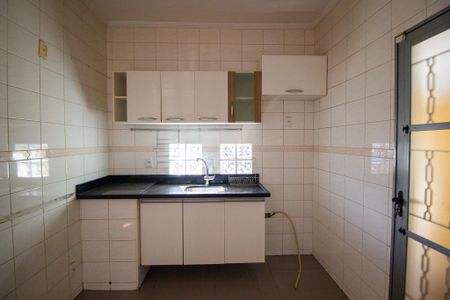 Casa de condomínio para alugar com 60m², 3 quartos e 2 vagas Casa de condomínio para alugar com 60m², 3 quartos e 2 vagasCozinha