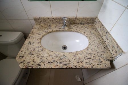 Casa de condomínio para alugar com 60m², 3 quartos e 2 vagas Casa de condomínio para alugar com 60m², 3 quartos e 2 vagasBanheiro