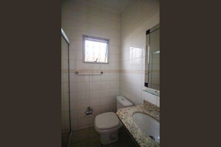 Casa de condomínio para alugar com 60m², 3 quartos e 2 vagas Casa de condomínio para alugar com 60m², 3 quartos e 2 vagasBanheiro