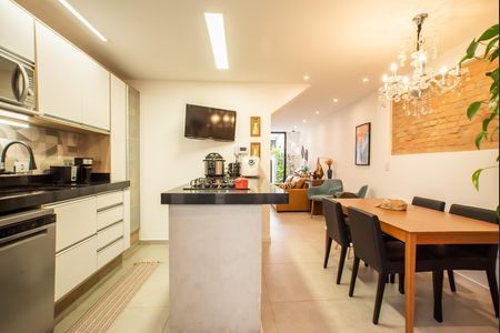 Casa à venda com 130m², 2 quartos e 1 vaga Casa à venda com 130m², 2 quartos e 1 vagaCozinha