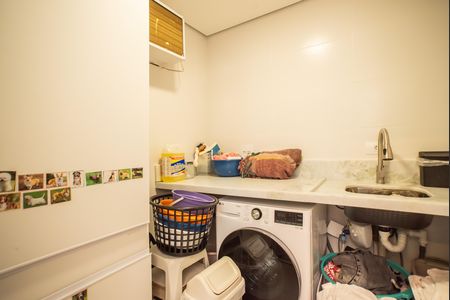 Casa à venda com 130m², 2 quartos e 1 vaga Casa à venda com 130m², 2 quartos e 1 vagaÁrea de Serviço