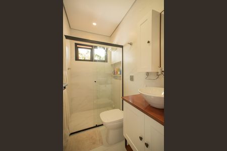 Casa à venda com 130m², 2 quartos e 1 vaga Casa à venda com 130m², 2 quartos e 1 vagaBanheiro da Suíte 2