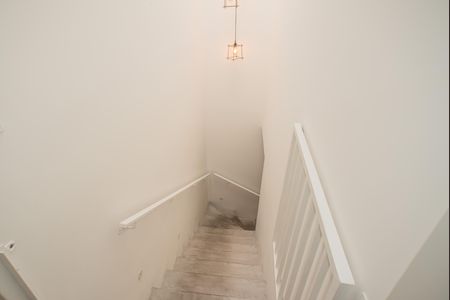 Casa à venda com 130m², 2 quartos e 1 vaga Casa à venda com 130m², 2 quartos e 1 vagaCorredor