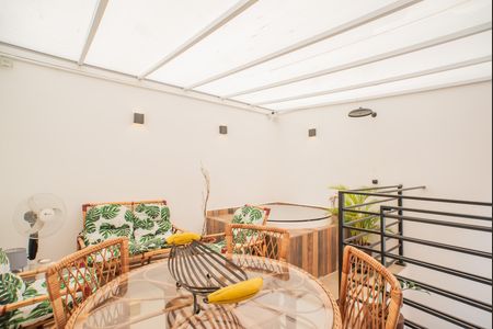 Casa à venda com 130m², 2 quartos e 1 vaga Casa à venda com 130m², 2 quartos e 1 vagaEspaço Gourmet