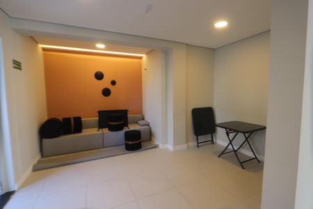 Apartamento à venda com 38m², 2 quartos e sem vagaÁrea comum - Salão de festas