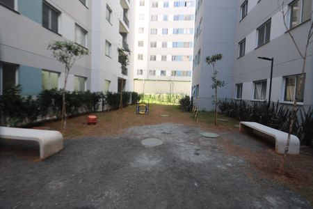 Apartamento à venda com 38m², 2 quartos e sem vagaÁrea comum - Pracinha