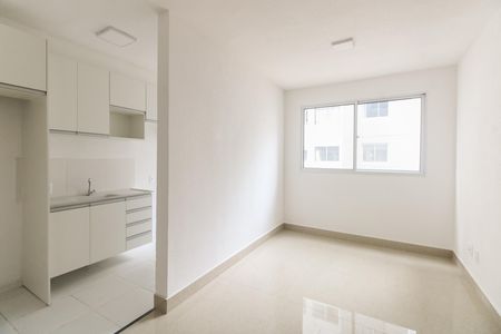 Apartamento para alugar com 42m², 2 quartos e sem vaga Apartamento para alugar com 42m², 2 quartos e sem vagaSala