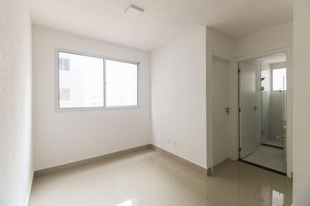 Apartamento para alugar com 42m², 2 quartos e sem vaga Apartamento para alugar com 42m², 2 quartos e sem vagaSala