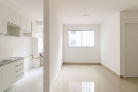 Apartamento para alugar com 42m², 2 quartos e sem vaga Apartamento para alugar com 42m², 2 quartos e sem vagaSala