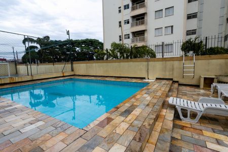 Apartamento para alugar com 131m², 3 quartos e 2 vagas Apartamento para alugar com 131m², 3 quartos e 2 vagasÁrea comum - Piscina