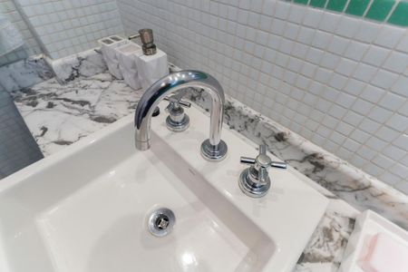 Apartamento para alugar com 131m², 3 quartos e 2 vagas Apartamento para alugar com 131m², 3 quartos e 2 vagasBanheiro social