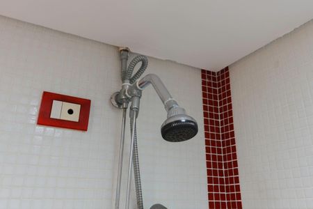 Apartamento para alugar com 131m², 3 quartos e 2 vagas Apartamento para alugar com 131m², 3 quartos e 2 vagasBanheiro da suíte
