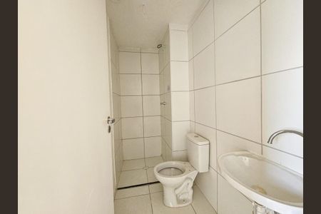 Apartamento para alugar com 34m², 2 quartos e sem vagaBanheiro