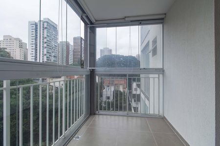 Studio à venda com 30m², 0 quarto e sem vaga Studio à venda com 30m², 0 quarto e sem vagaVaranda do Studio