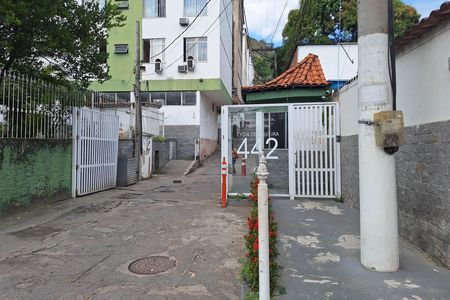 Apartamento para alugar com 59m², 2 quartos e 1 vaga Apartamento para alugar com 59m², 2 quartos e 1 vagaFachada