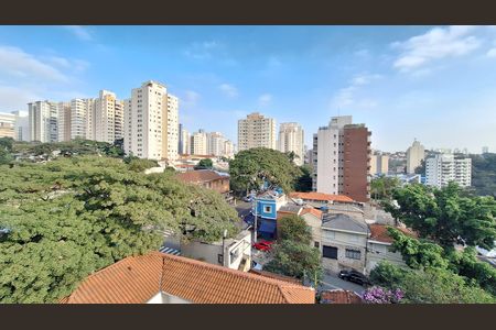 Apartamento à venda com 180m², 3 quartos e 2 vagas Apartamento à venda com 180m², 3 quartos e 2 vagasVista