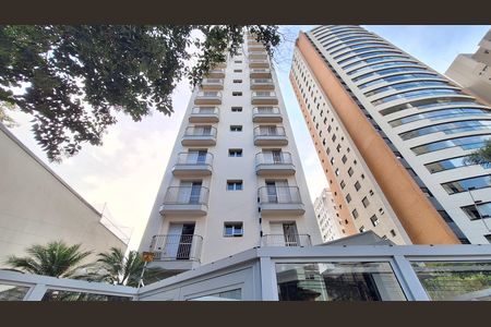 Apartamento à venda com 180m², 3 quartos e 2 vagas Apartamento à venda com 180m², 3 quartos e 2 vagasFachada