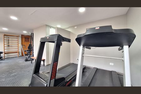 Apartamento à venda com 180m², 3 quartos e 2 vagas Apartamento à venda com 180m², 3 quartos e 2 vagasAcademia