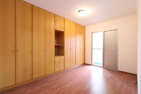 Apartamento à venda com 180m², 3 quartos e 2 vagasQuarto 2
