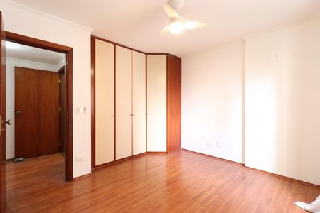 Apartamento à venda com 180m², 3 quartos e 2 vagasQuarto 1