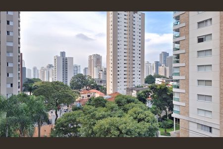 Apartamento à venda com 180m², 3 quartos e 2 vagas Apartamento à venda com 180m², 3 quartos e 2 vagasVista