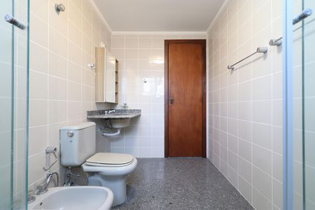Apartamento à venda com 180m², 3 quartos e 2 vagasBanheiro Social