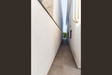 Casa de condomínio à venda com 169m², 3 quartos e 3 vagas Casa de condomínio à venda com 169m², 3 quartos e 3 vagasCorredor