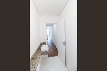 Casa de condomínio à venda com 169m², 3 quartos e 3 vagas Casa de condomínio à venda com 169m², 3 quartos e 3 vagasBanheiro 2