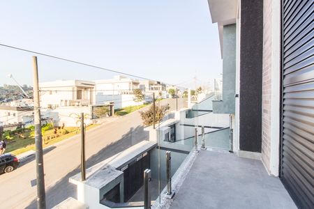 Casa de condomínio à venda com 169m², 3 quartos e 3 vagas Casa de condomínio à venda com 169m², 3 quartos e 3 vagasVaranda