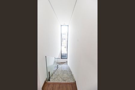 Casa de condomínio à venda com 169m², 3 quartos e 3 vagas Casa de condomínio à venda com 169m², 3 quartos e 3 vagasDetalhe