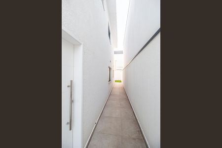 Casa de condomínio à venda com 169m², 3 quartos e 3 vagas Casa de condomínio à venda com 169m², 3 quartos e 3 vagasEntrada