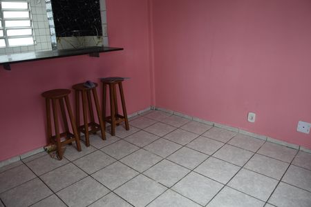 Sala de apartamento para alugar com 2 quartos, 49m² em Parque Pirajussara, Embu das Artes