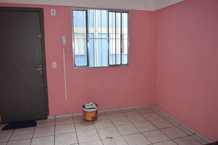 Sala de apartamento para alugar com 2 quartos, 49m² em Parque Pirajussara, Embu das Artes