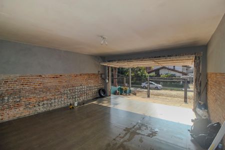 Casa à venda com 350m², 3 quartos e 2 vagas Casa à venda com 350m², 3 quartos e 2 vagasGaragem