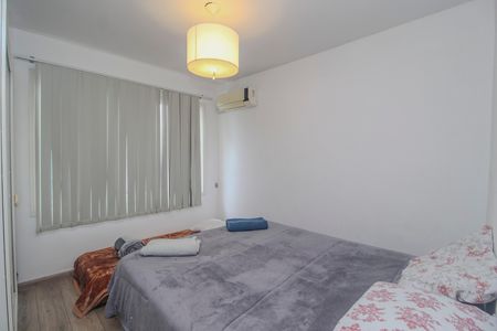 Casa à venda com 350m², 3 quartos e 2 vagas Casa à venda com 350m², 3 quartos e 2 vagasQuarto 3