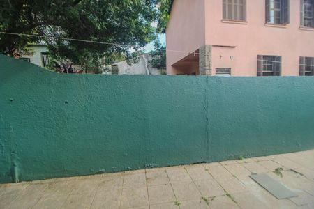 Casa à venda com 350m², 3 quartos e 2 vagas Casa à venda com 350m², 3 quartos e 2 vagasVista