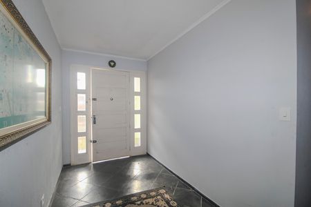 Casa à venda com 350m², 3 quartos e 2 vagas Casa à venda com 350m², 3 quartos e 2 vagasSala