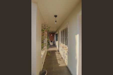 Casa à venda com 350m², 3 quartos e 2 vagas Casa à venda com 350m², 3 quartos e 2 vagasjardim