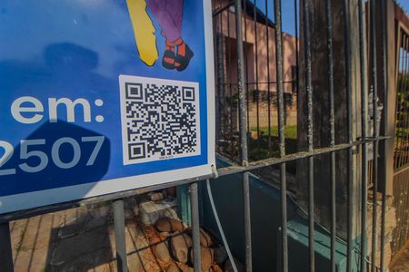 Casa à venda com 350m², 3 quartos e 2 vagas Casa à venda com 350m², 3 quartos e 2 vagasPlaca