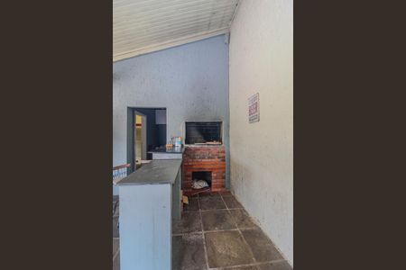Casa à venda com 350m², 3 quartos e 2 vagas Casa à venda com 350m², 3 quartos e 2 vagasPiscina/Quintal/Churrasqueira